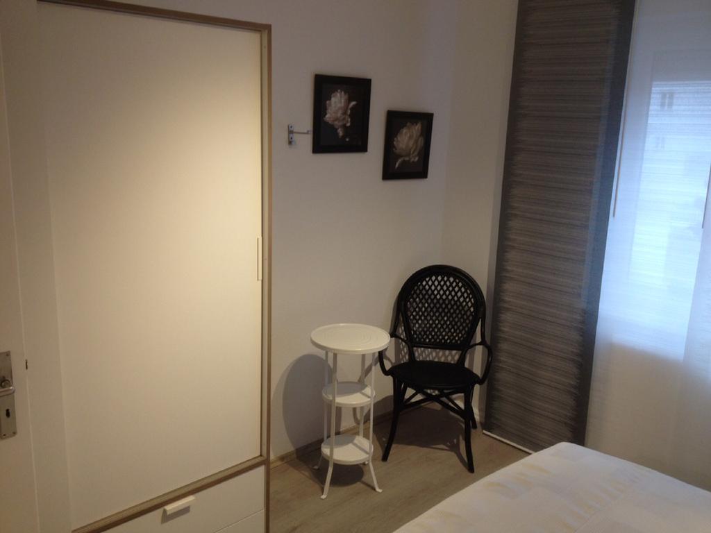 Steinhauser'S Ferienwohnungen Augsburg Ruang foto